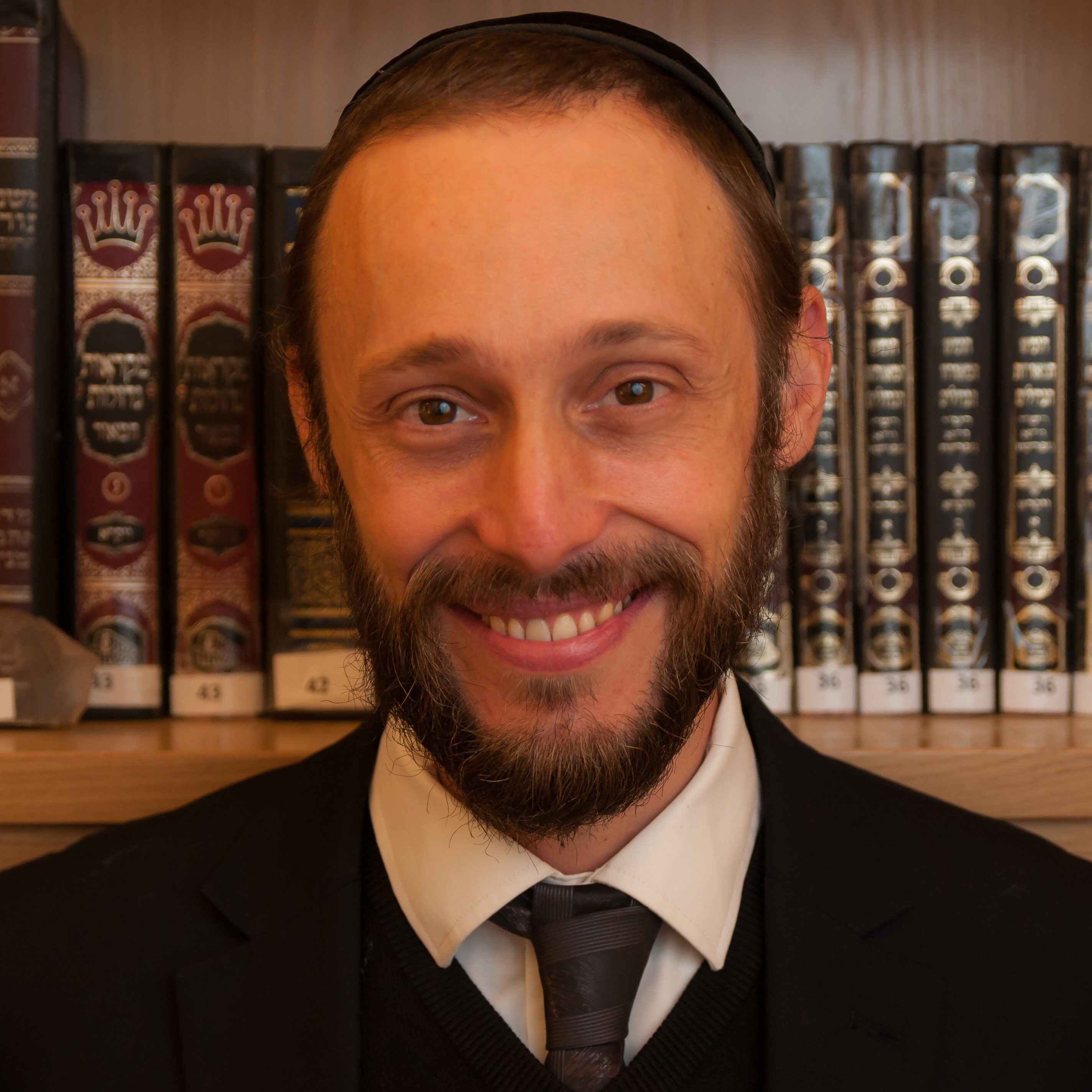 Rabbi Binyamin Schenkier<br>Ra"m Shiur Aleph