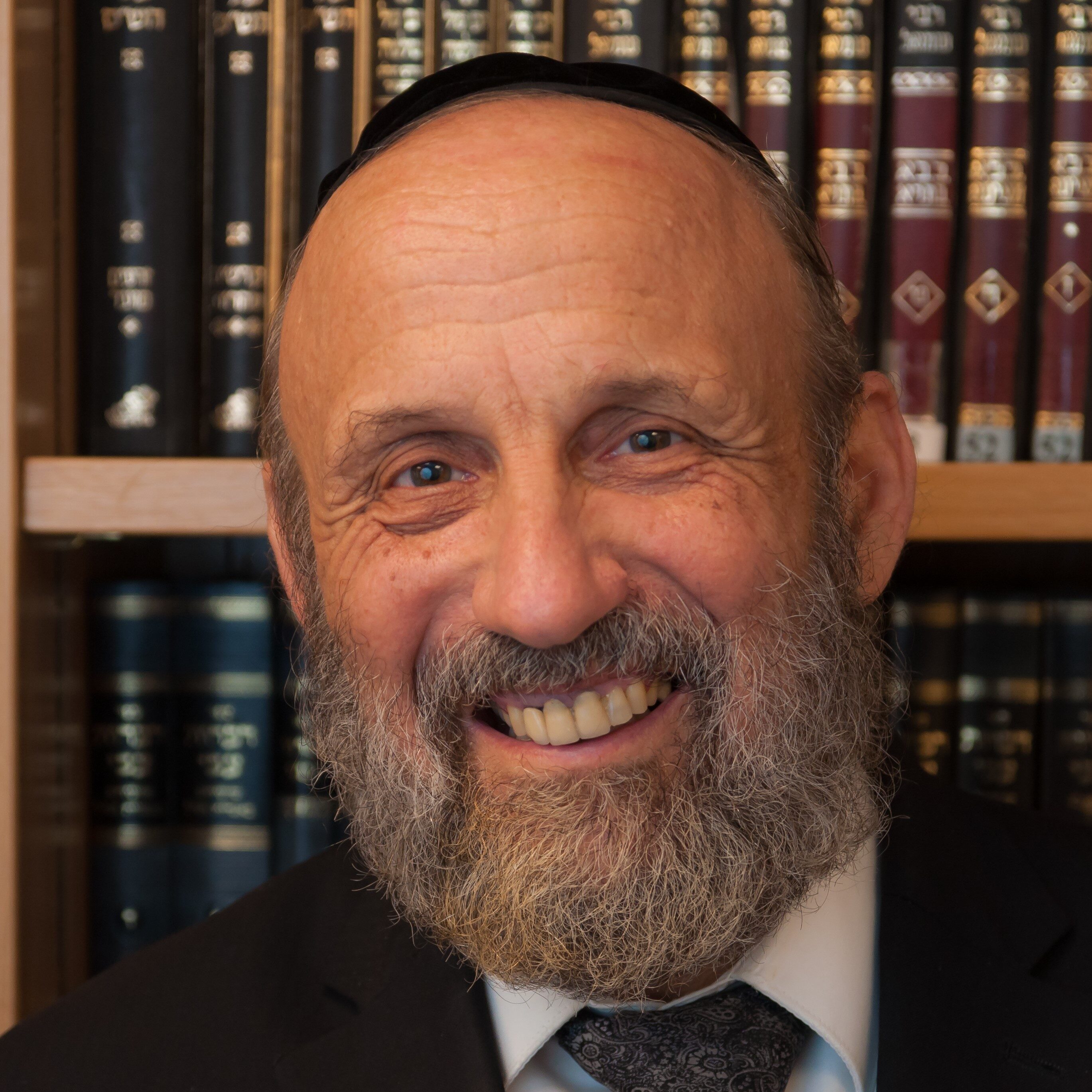 <p>Rabbi Moshe Krieger<br>Shoel U'Meishiv</p>
<p>Talmid of<br>Rabbi Reuven Gershonovitz.<br>He learned at Brisk<br> and theTelzstone Kollel.<br>He has published<br>books on the Parsha.</p>